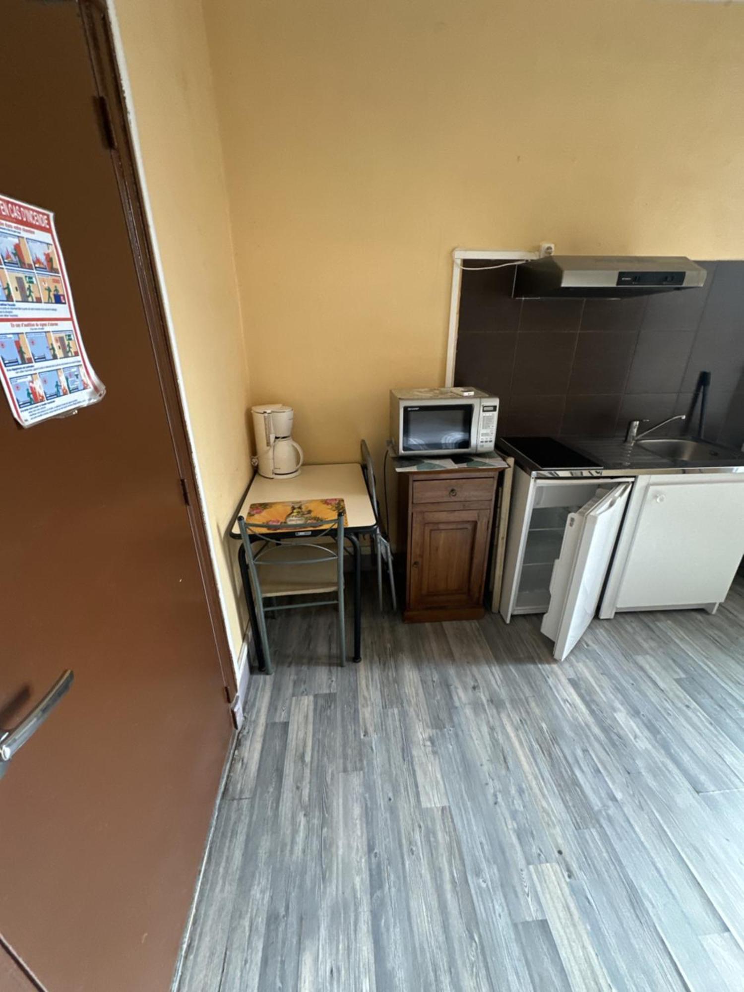 Simple Stay-centre Au Calme *